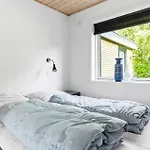 Сasa de vacaciones 3 Bedroom Beautiful In Tarm