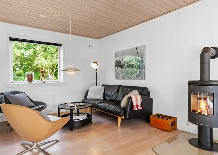 بيت للعطل 3 Bedroom Beautiful In