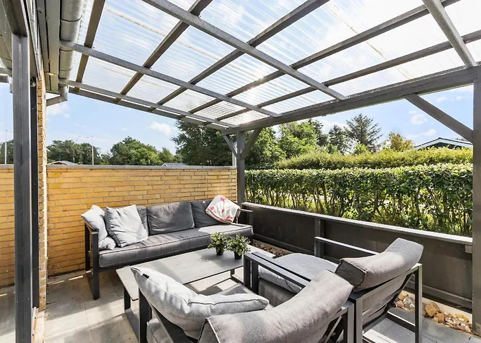 3 Bedroom Beautiful In بيت للعطل *
